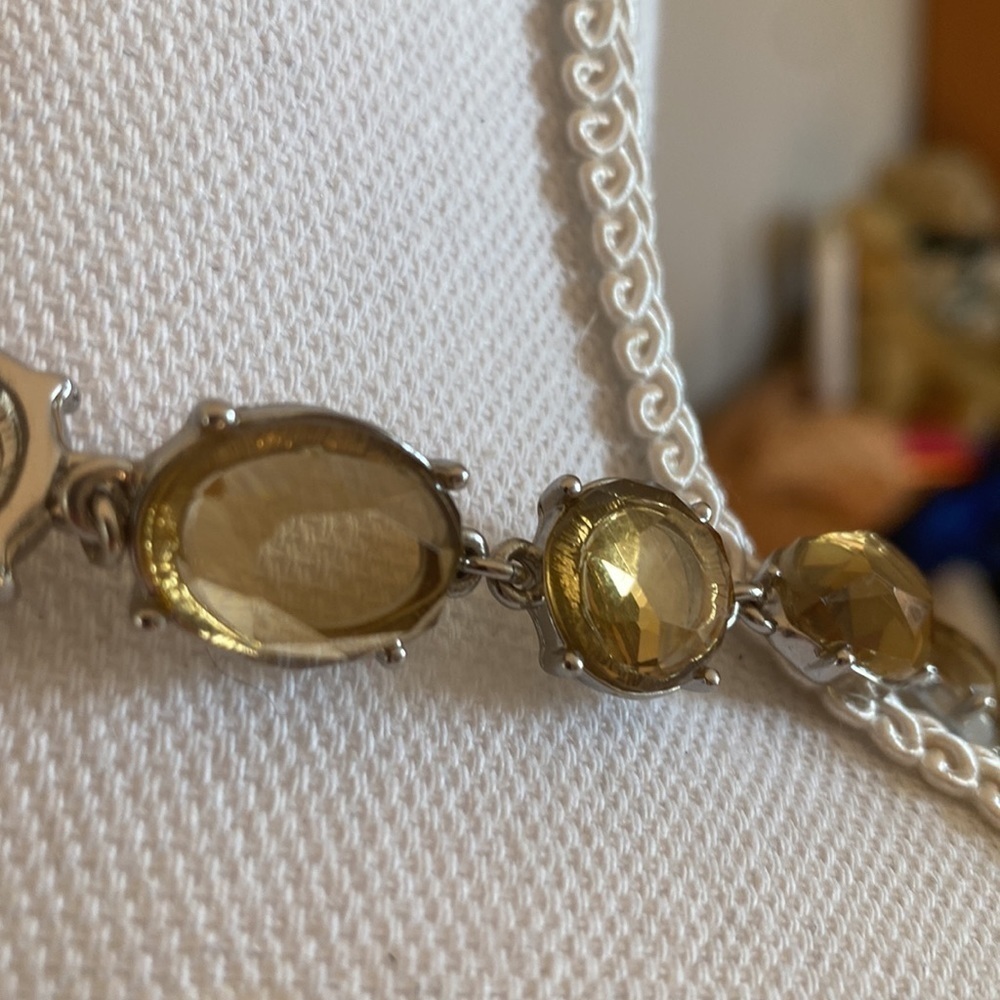 Statement Necklace - Picture 6 of 11